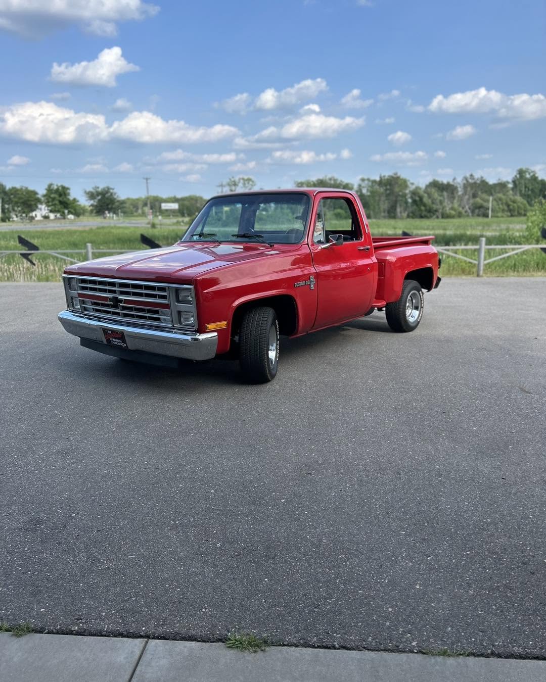 1985 Chevrolet C10 Custom Deluxe Classic Audio Upgrade