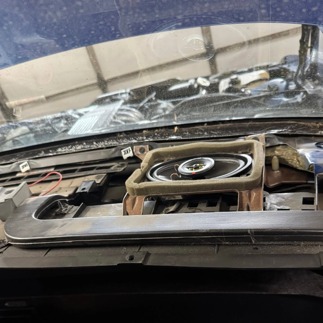 1986 Chevrolet Camaro IROC-Z Audio System Upgrade