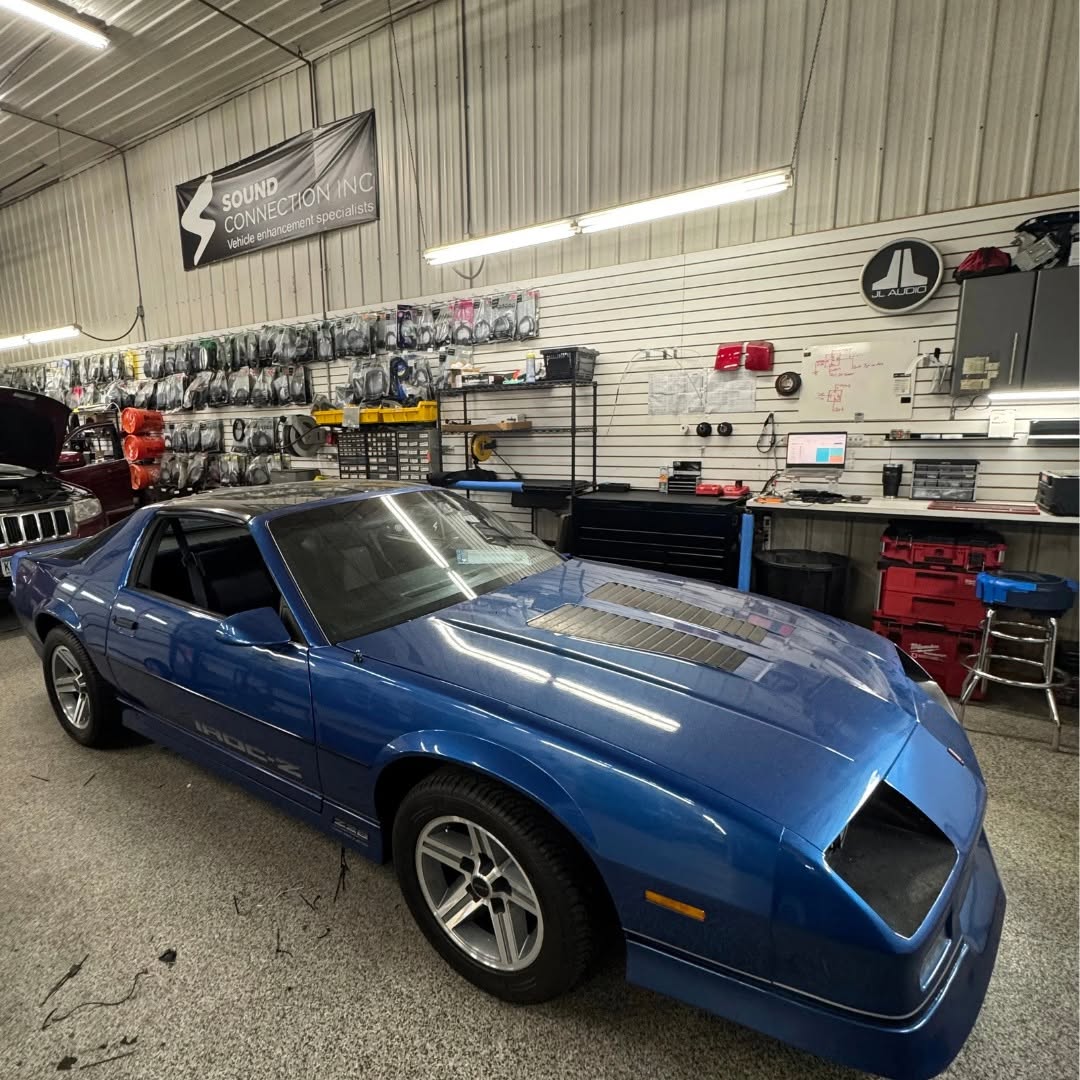1986 Chevrolet Camaro IROC-Z Audio System Upgrade