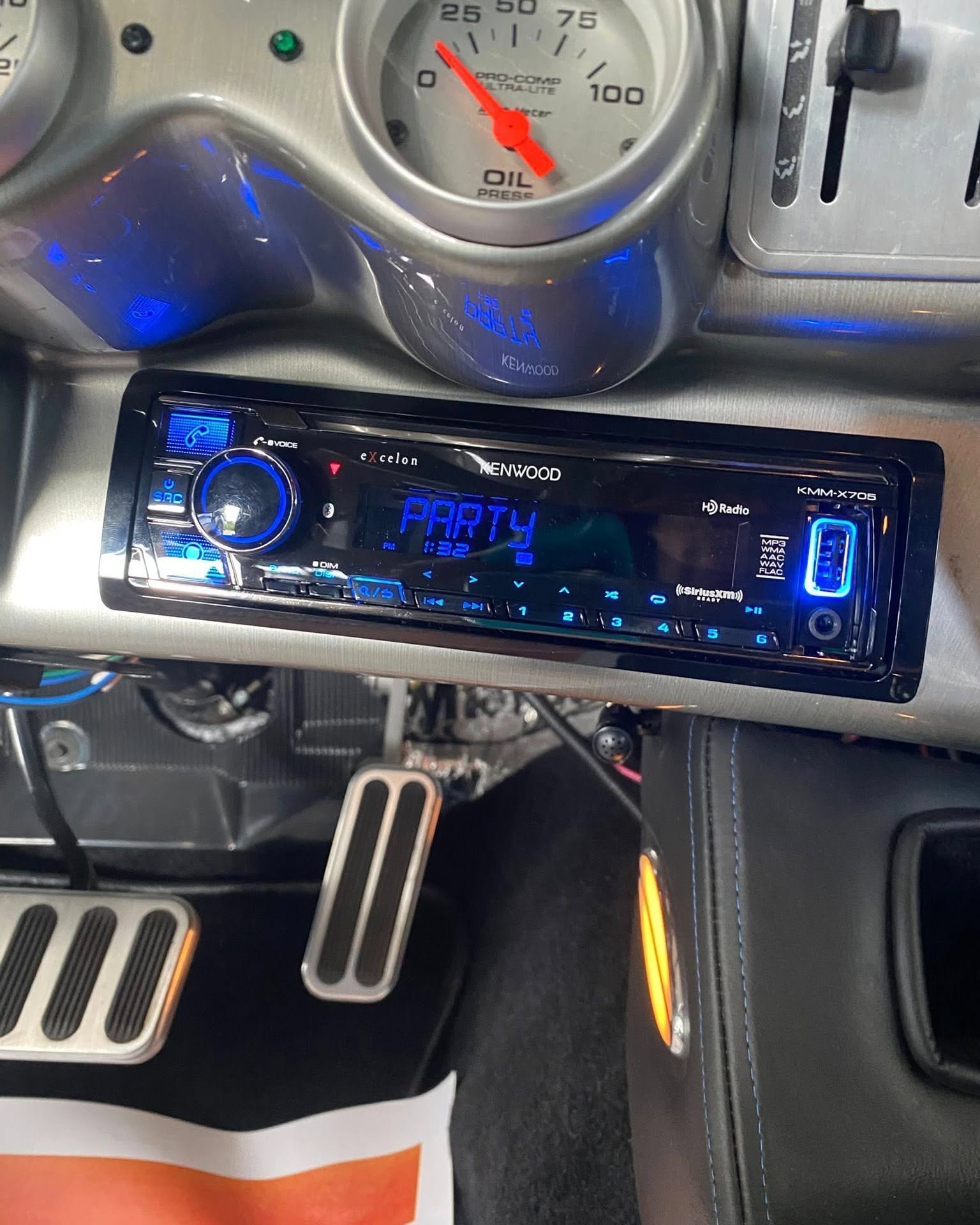 1969 Chevrolet Camaro Z28 Complete Audio System Upgrade