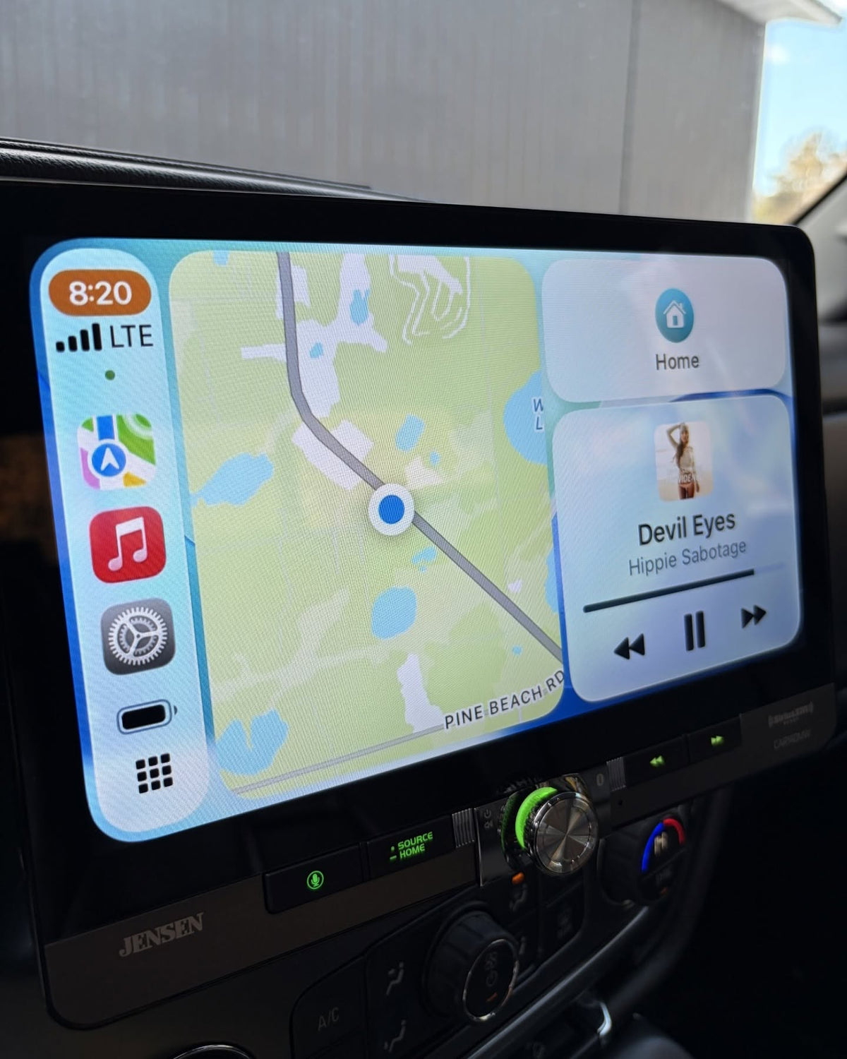 2014 Chevrolet Silverado 1500 Technology & Audio Upgrade