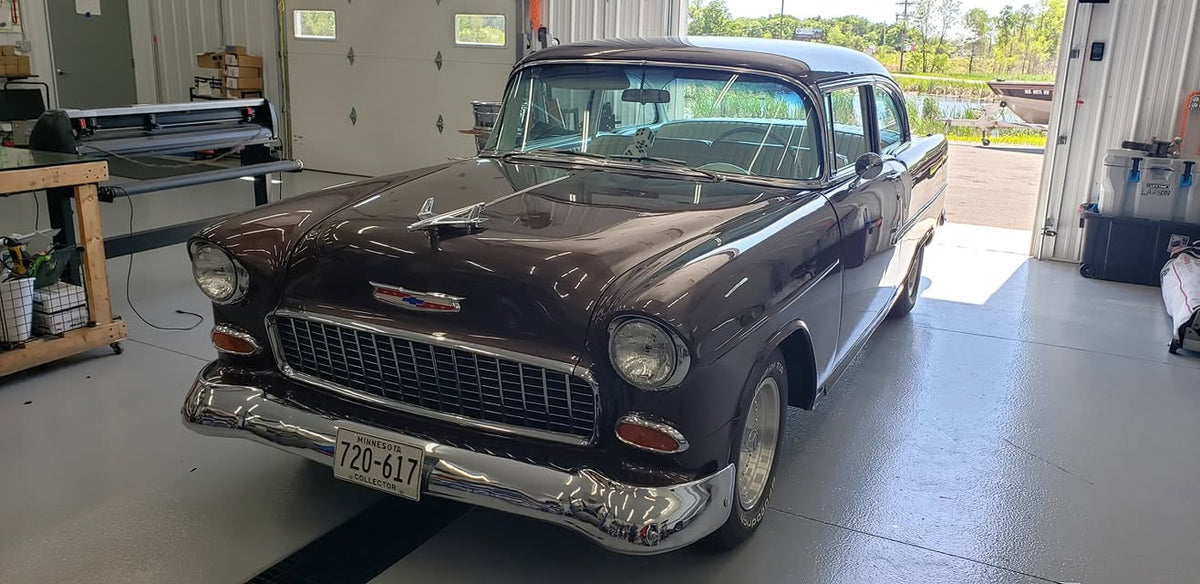 1955 Chevrolet Bel Air Retro Radio Installation