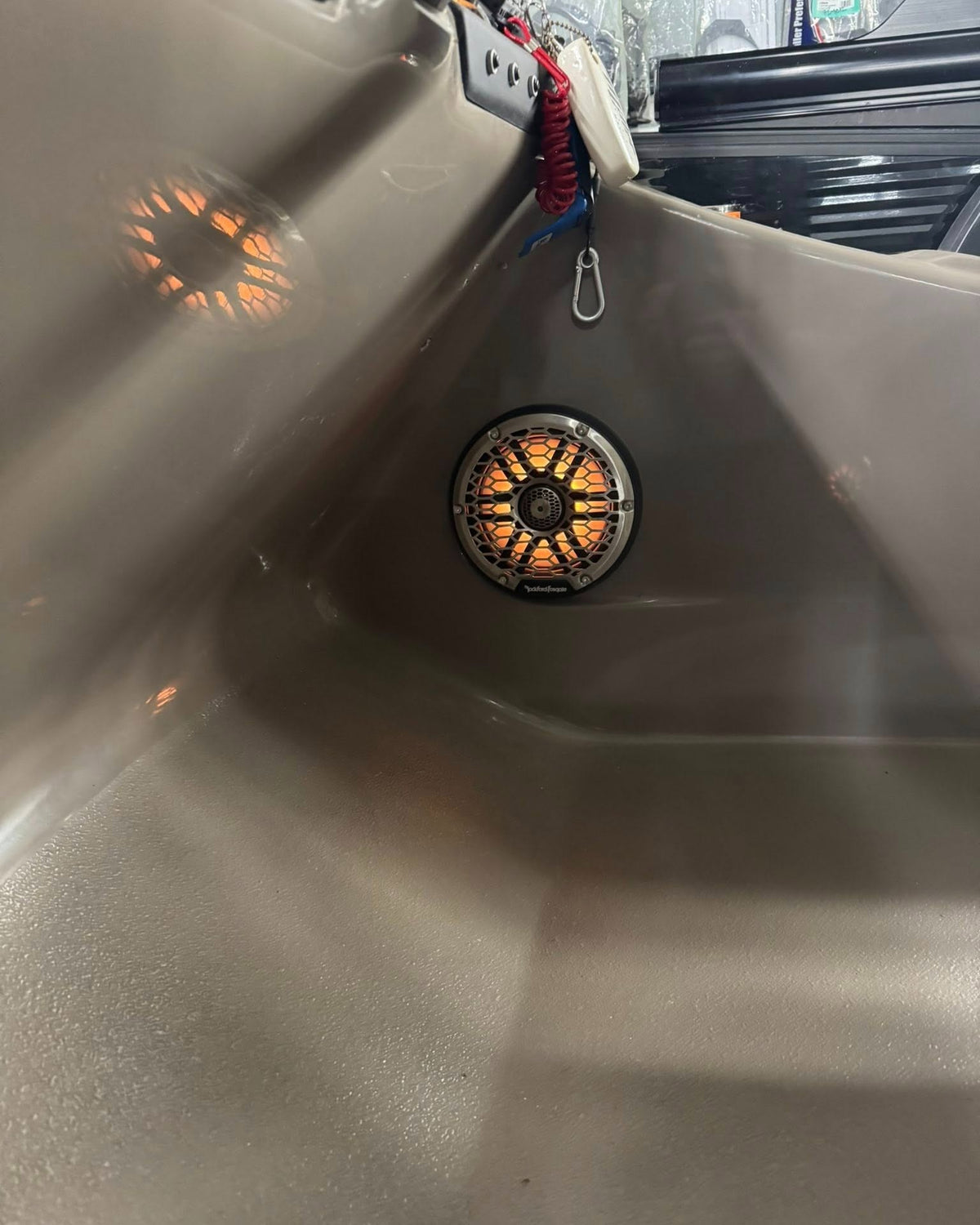 2019 Bennington Rockford Fosgate M2 Marine Audio Upgrade