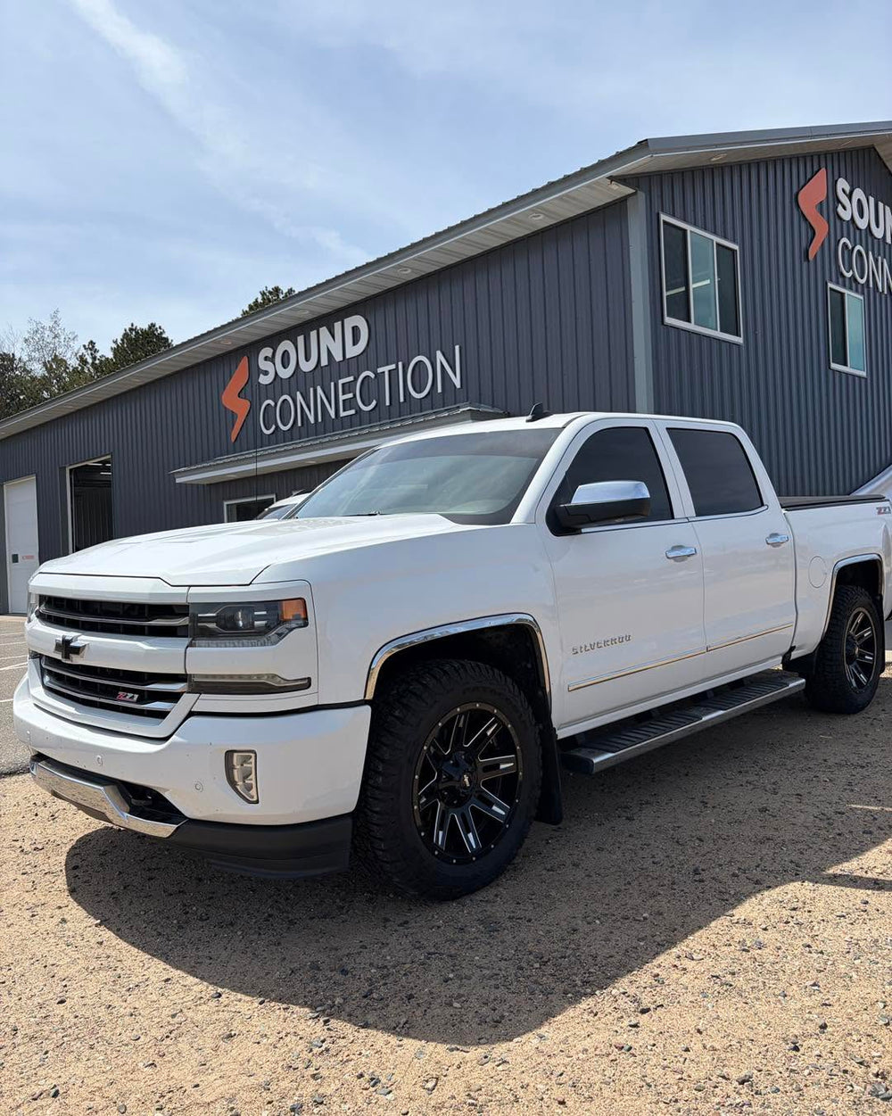 2007 Chevrolet Silverado Quad 8-Inch Bass Upgrade