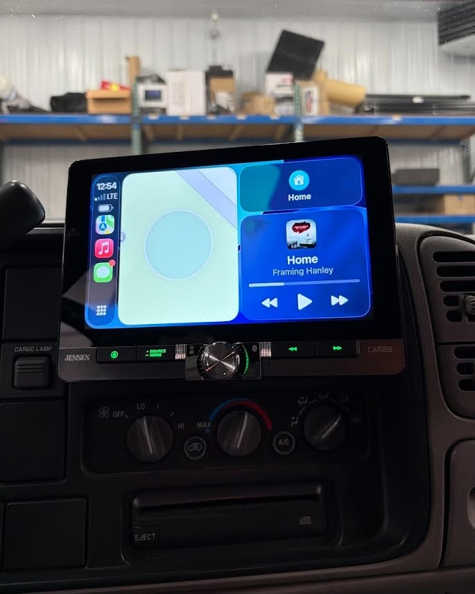 2000 GMC Sierra 3500 Radio & Backup Camera Upgrade