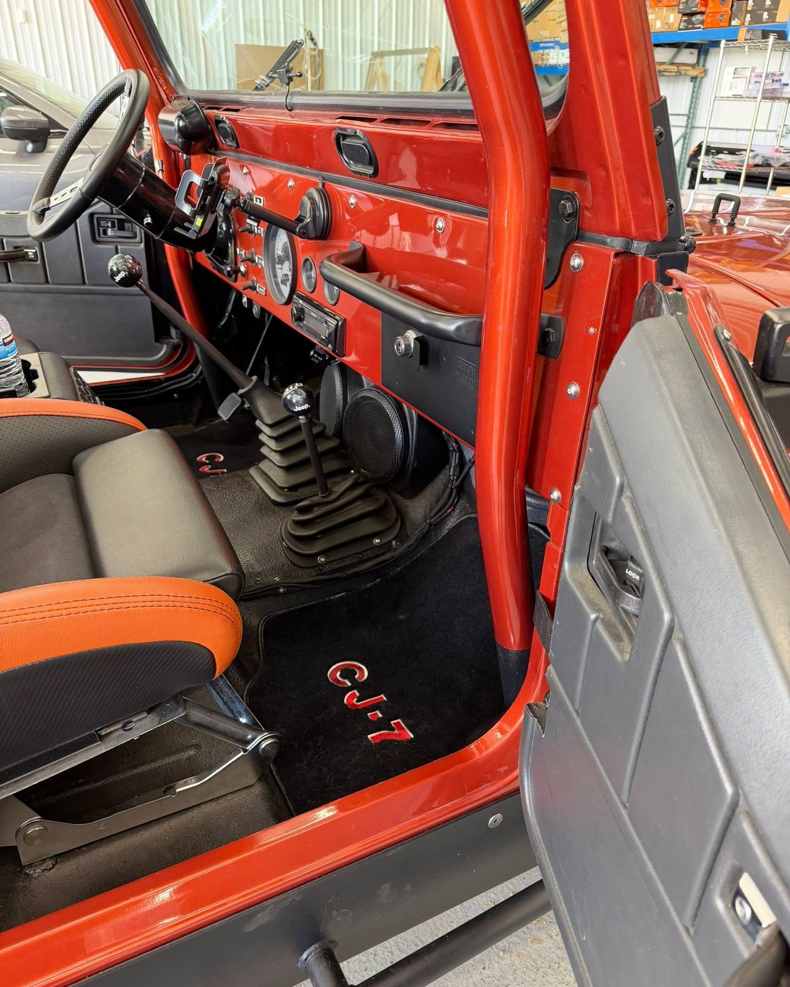 1977 LS-Swapped Jeep CJ-7 Custom Audio Build