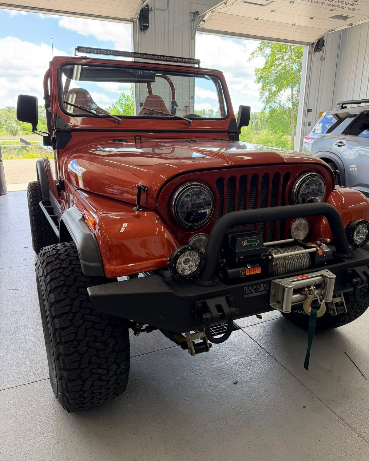 1977 LS-Swapped Jeep CJ-7 Custom Audio Build