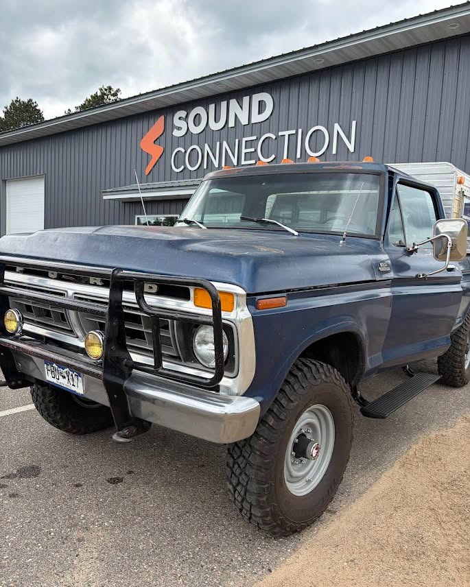 1977 Ford F-250 Power Running Board Upgrade