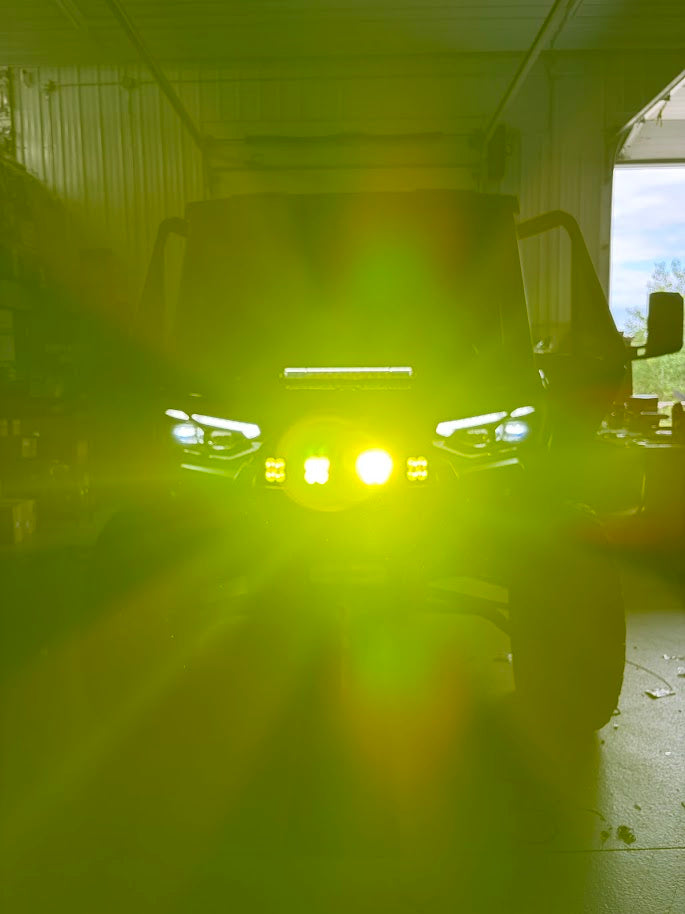 Can-Am Defender Lone Star Edition | 20Twenty Orion Cube Light Package