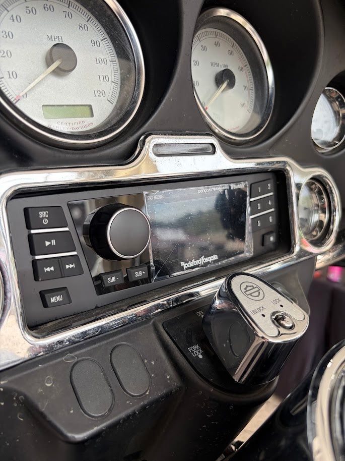 2006 Harley-Davidson Street Glide Rockford Fosgate Audio Upgrade