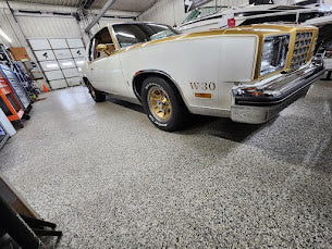 1978 Oldsmobile Cutlass Salon W-30 Premium Audio Upgrade