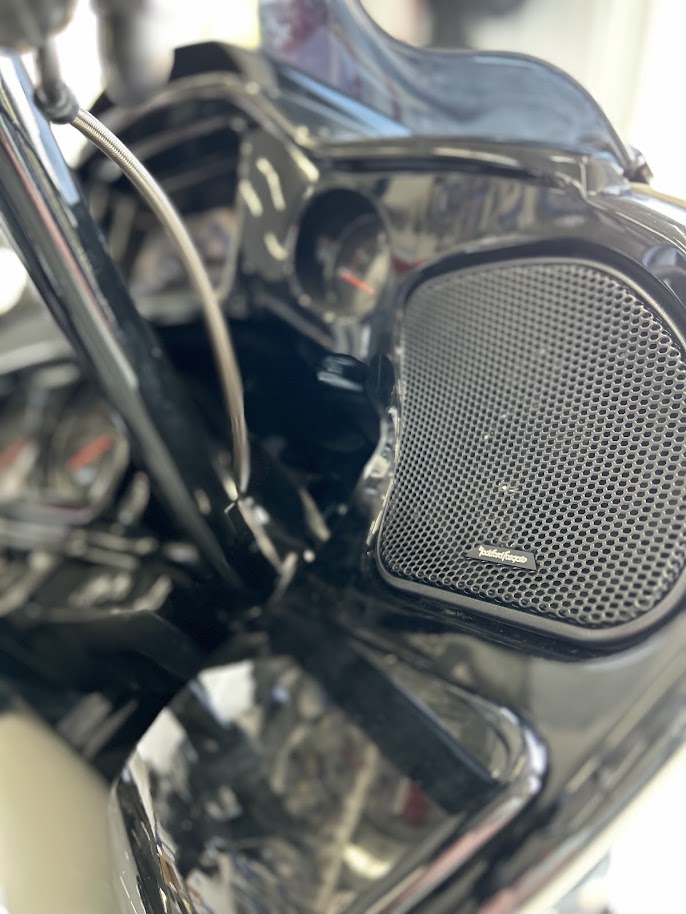 2021 Harley-Davidson Road Glide Premium Audio Upgrade